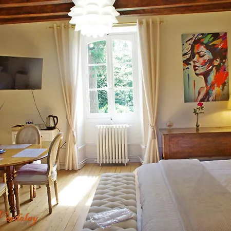D'hotes Spacieuses Pres De La Loire - Fr-1-622-116 Bed & Breakfast La Menitré