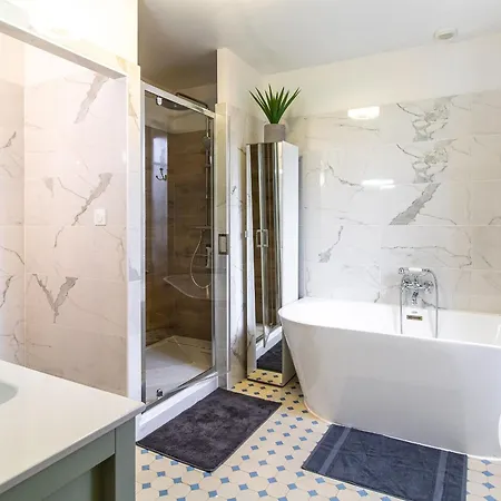 Bed & Breakfast D'hotes Spacieuses Pres De La Loire - Fr-1-622-116 La Menitré