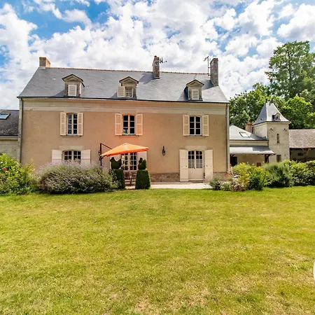 D'hotes Spacieuses Pres De La Loire - Fr-1-622-116 Bed & Breakfast La Menitré