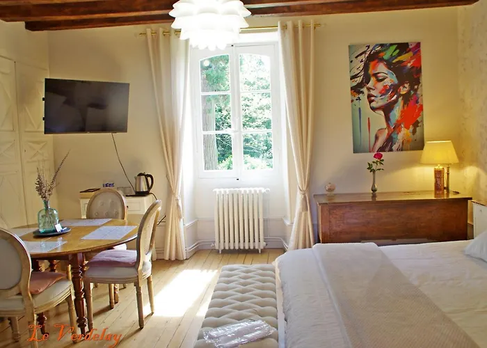 D'hotes Spacieuses Pres De La Loire - Fr-1-622-116 Panzió La Menitré