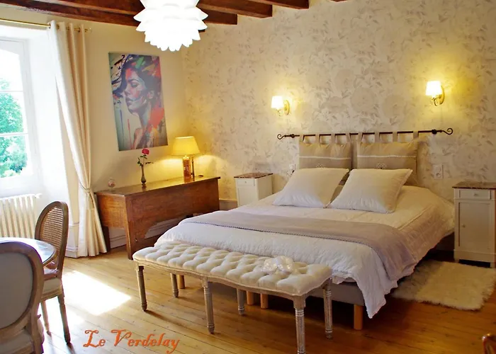 D'hotes Spacieuses Pres De La Loire - Fr-1-622-116 Panzió *