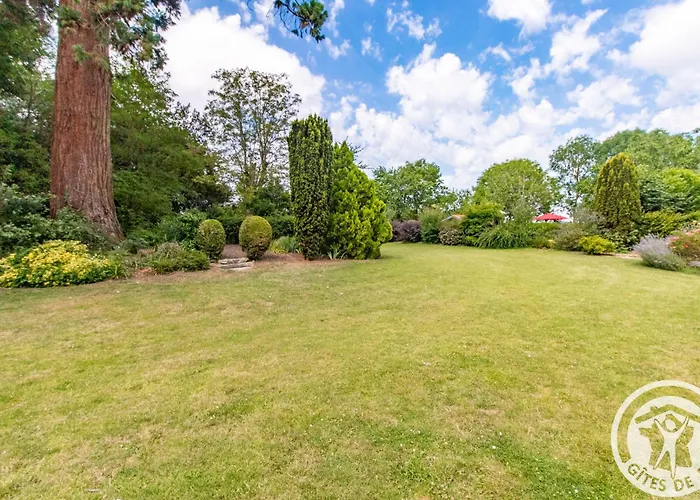 Panzió D'hotes Spacieuses Pres De La Loire - Fr-1-622-116 La Menitré