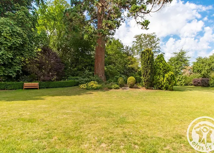 D'hotes Spacieuses Pres De La Loire - Fr-1-622-116 Panzió La Menitré